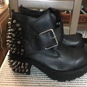 The Ving Boot in Black Washed and Silver Spike